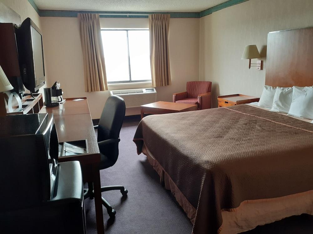 Rodeway Inn Галъп Екстериор снимка