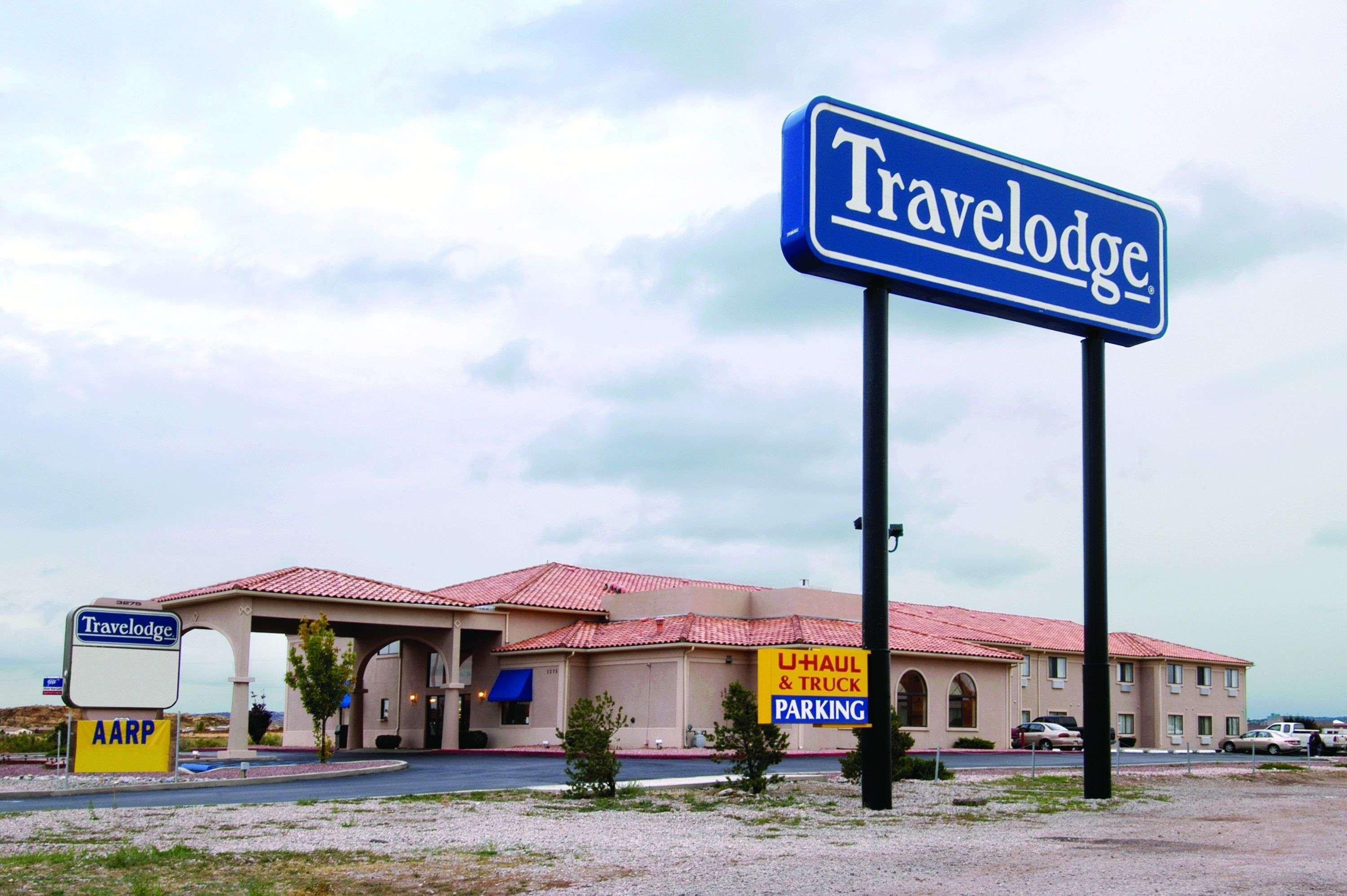 Rodeway Inn Галъп Екстериор снимка